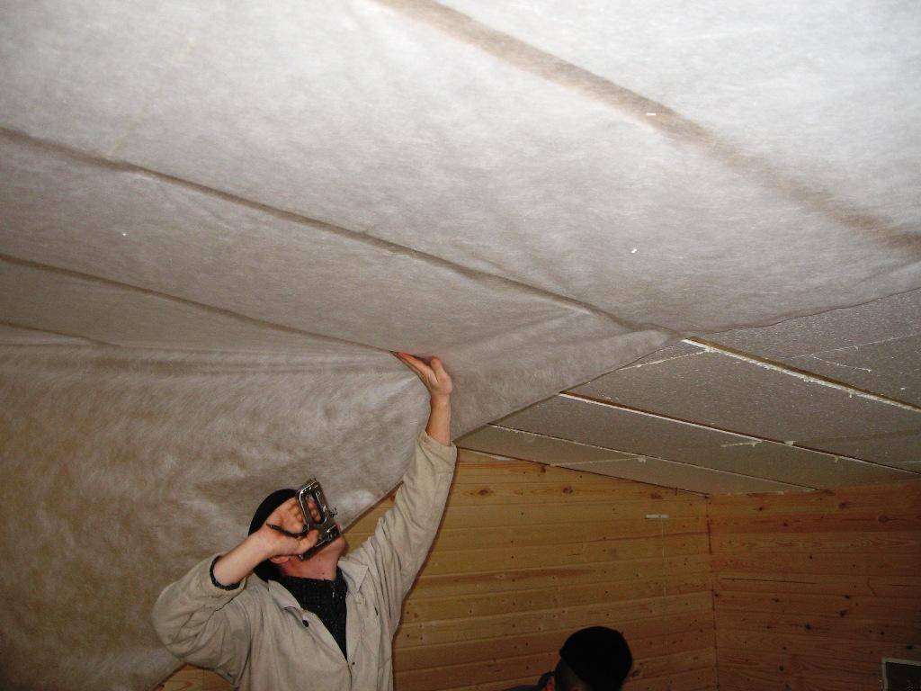 Гидро и теплоизоляция потолка в квартире