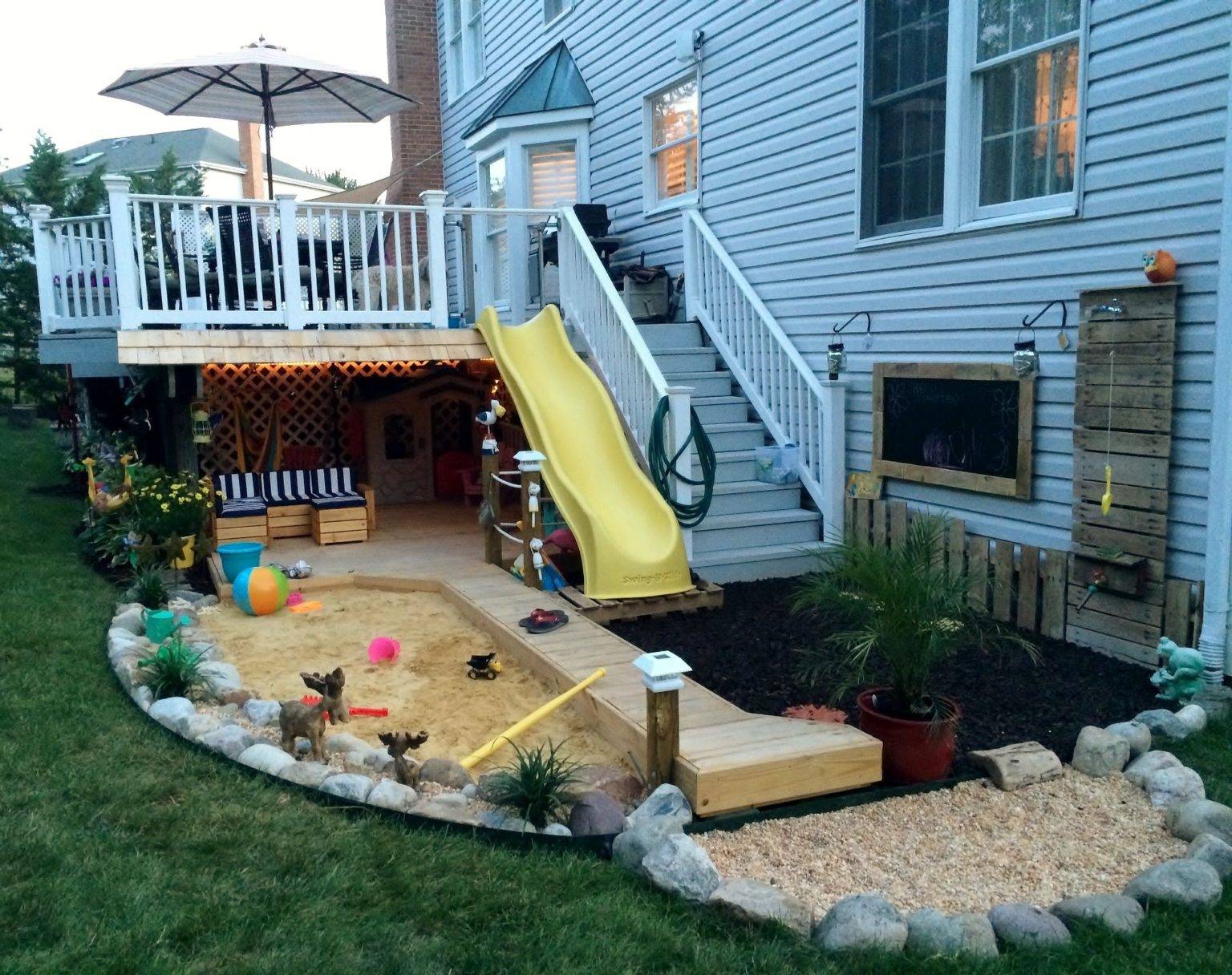 Детская площадка на даче своими руками: игровая, спортивная | (100 оригинальных фото идей & видео)