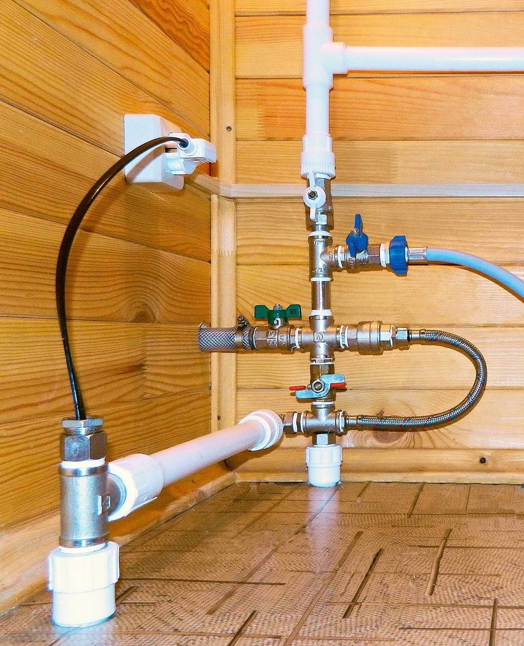 Как защитить от морозов водопровод неотапливаемого дачного дома - building online