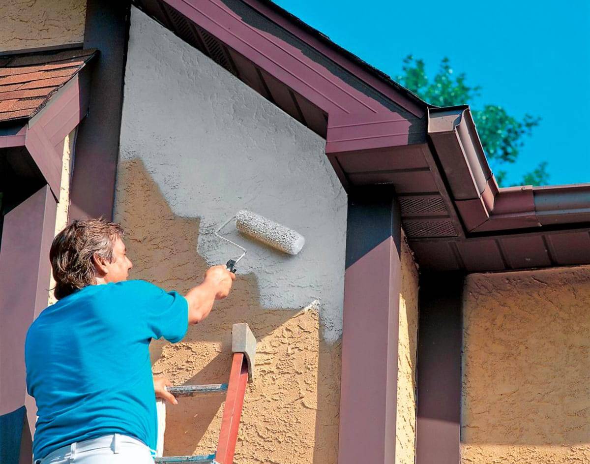 Чем покрасить блок-хаус снаружи дома и как правильно выбрать краску для фасада