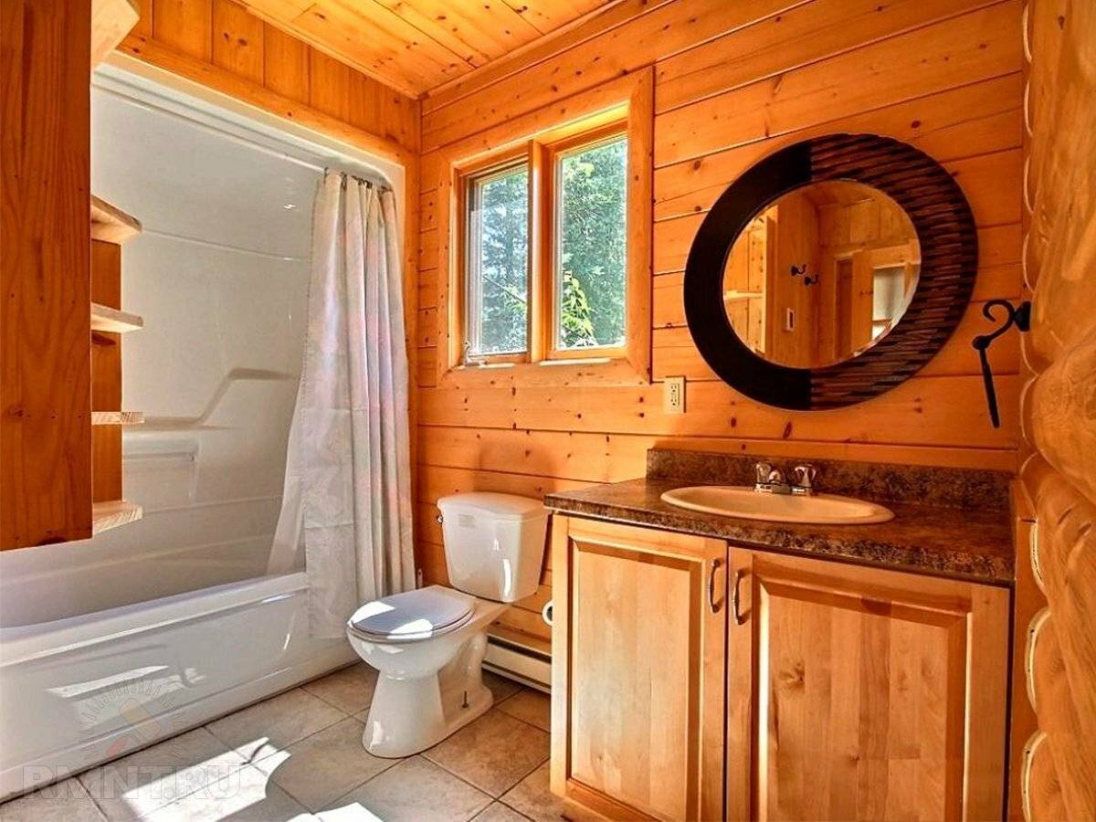 Ванная комната на даче в деревянном доме + фото