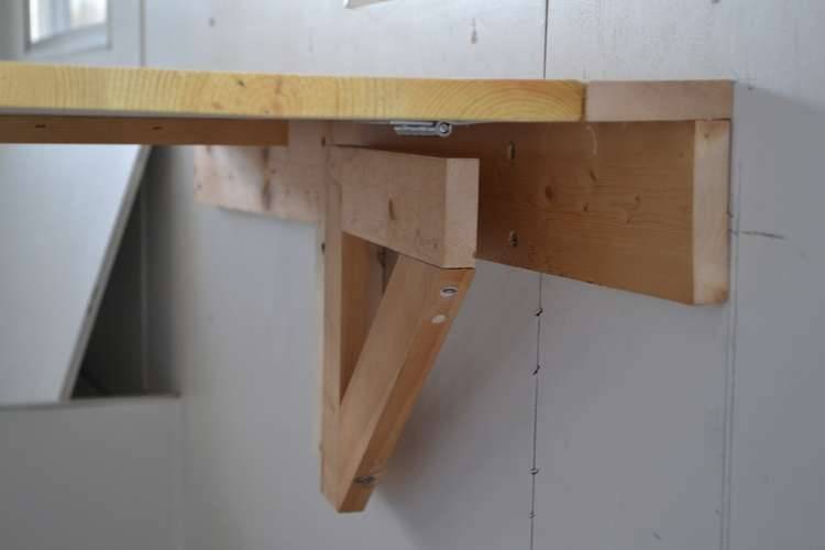 Откидной столик на балкон и лоджию: складной стол своими руками