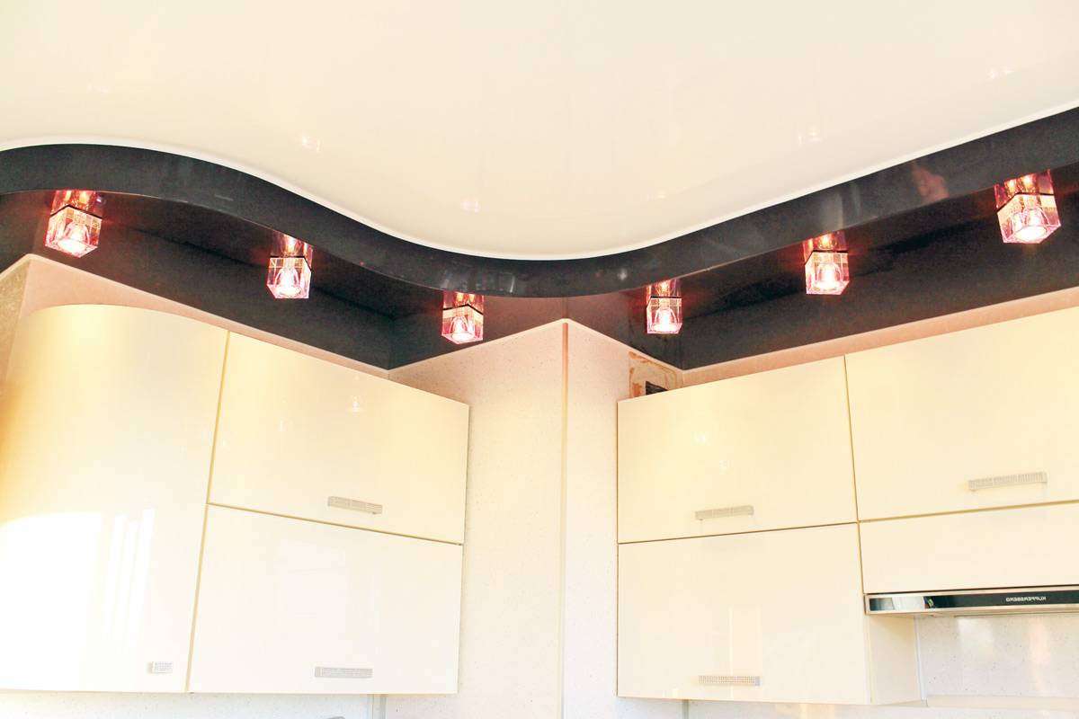 Потолок из гипсокартона на кухне: дизайн и варианты оформления :: syl.ru