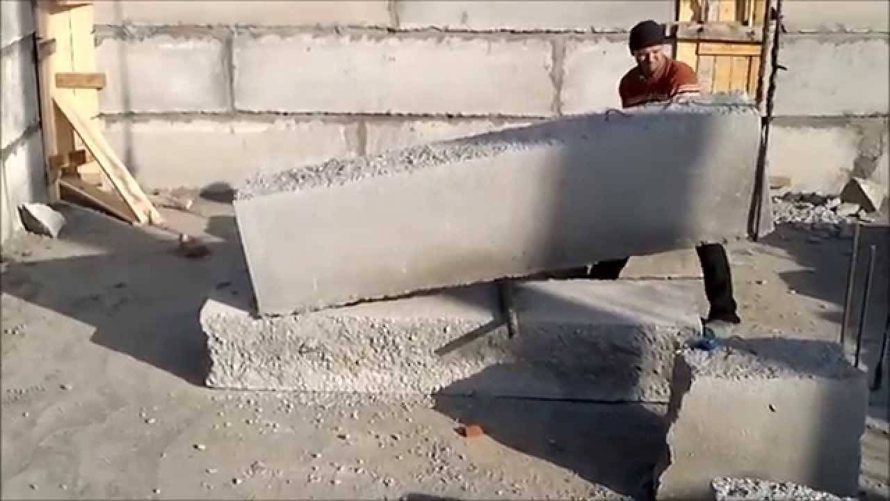Как разбить старый фундамент из бетона своими руками