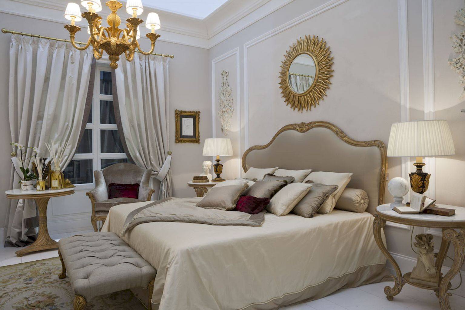 Ослепительно и роскошно: 85 фото-идей для оформления спальни в итальянском стиле