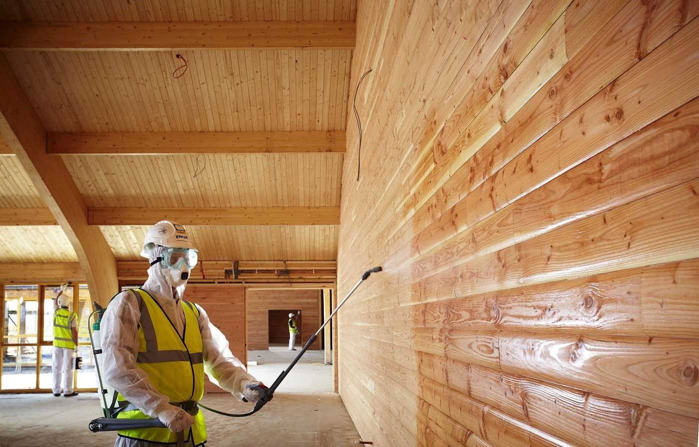 Покраска деревянного дома внутри: чем лучше покрасить стены из бруса, внутренняя отделка