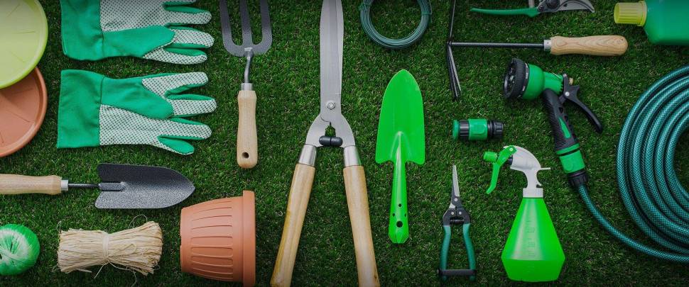 Садовый инвентарь — подробное описание, советы по выбору видов инструментов и обзор производителей (130 фото)