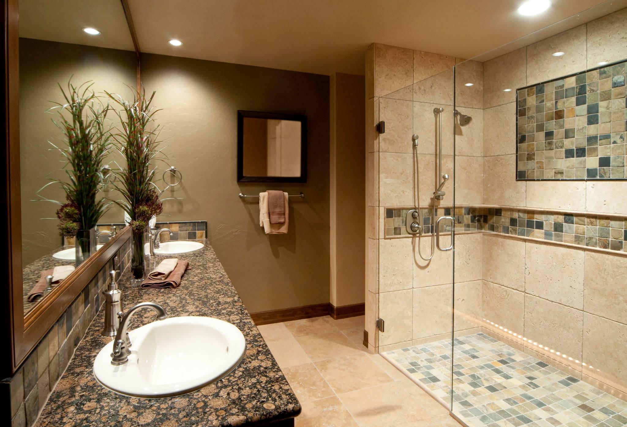Дизайн ванной комнаты с душевой кабиной: фото с интерьерами