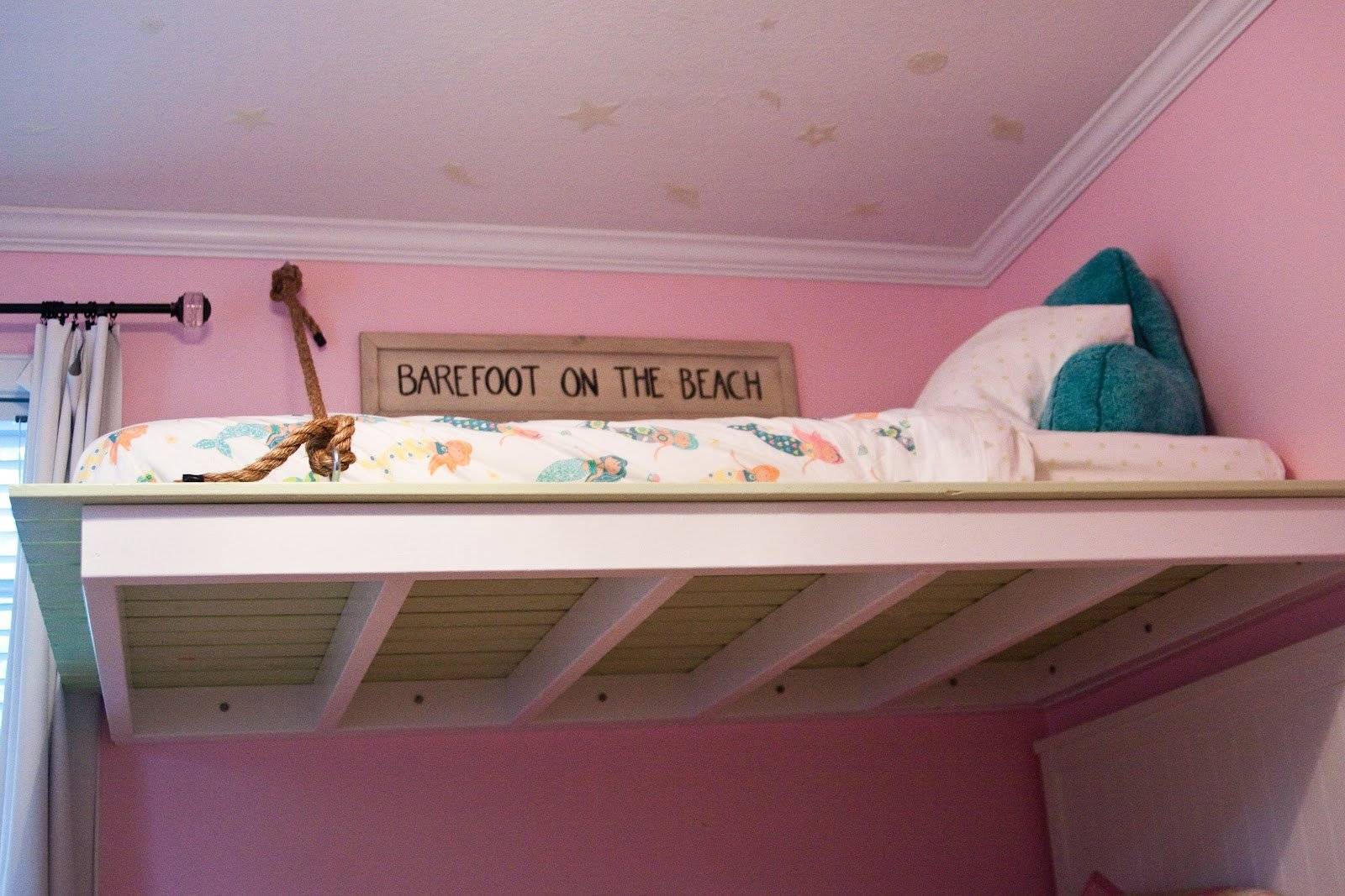 Кровать под потолком (кровать bedup). удобно ли это? плюсы и минусы.