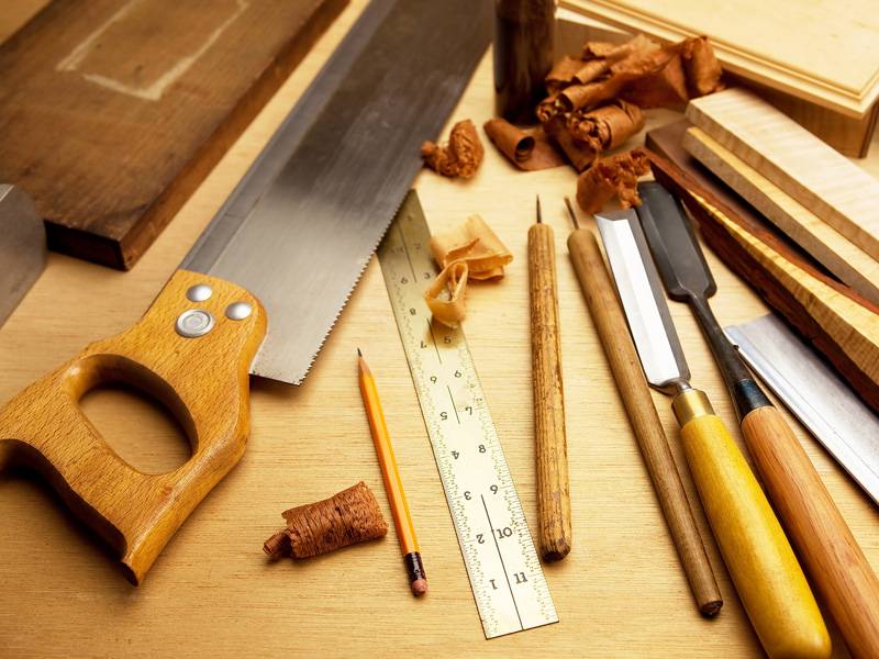Обработка дерева: виды и описание процедуры обработки древесины своими руками, необходимый инструмент