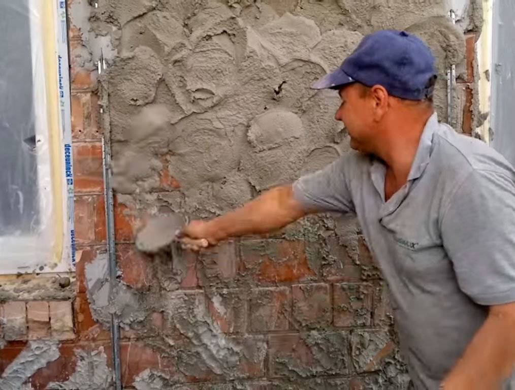 Штукатурка кирпичных стен: технология нанесения своими руками