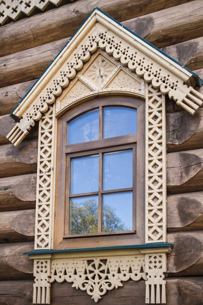 Как сделать резные наличники на окна в деревянном доме: советы как правильно изготовить +видео