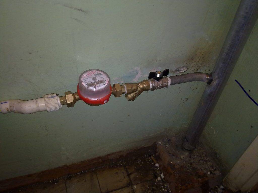 Установка счетчиков воды в частном доме - правила и особенности установки