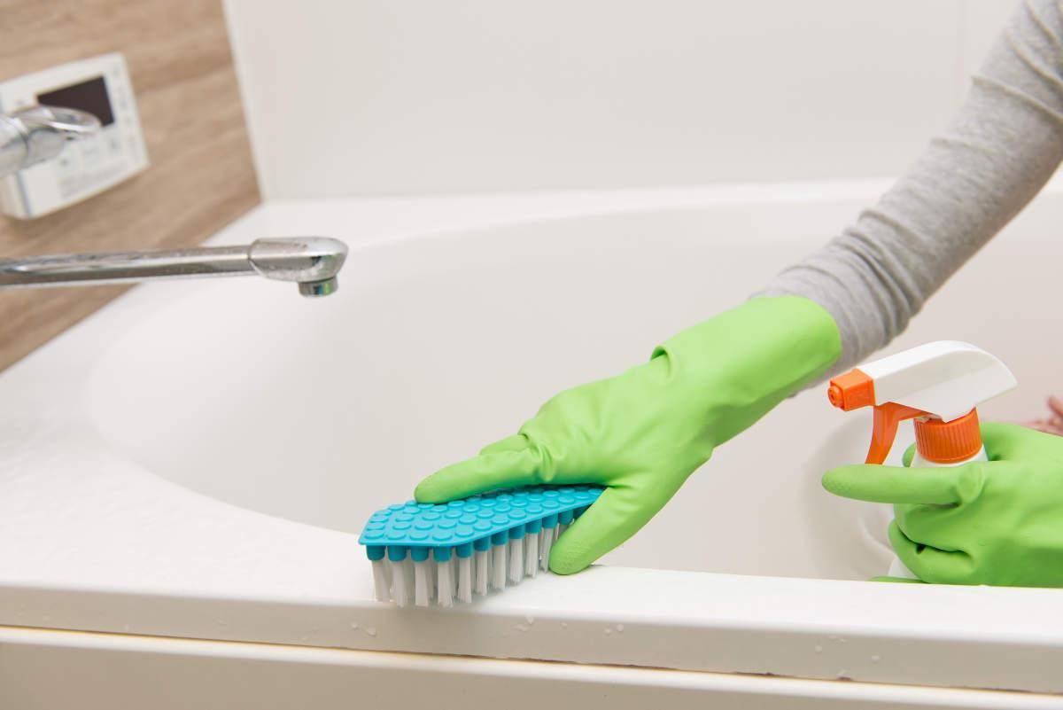 Как отмыть плитку в ванной - средства для мытья и виды уборки