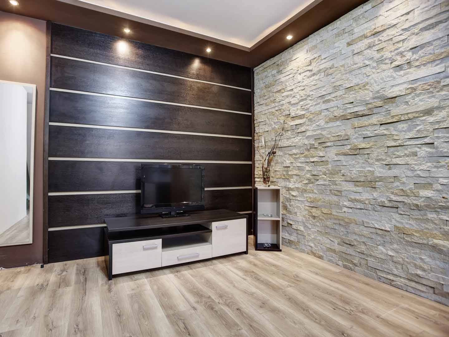 Отделка стен ламинатом в интерьере квартиры