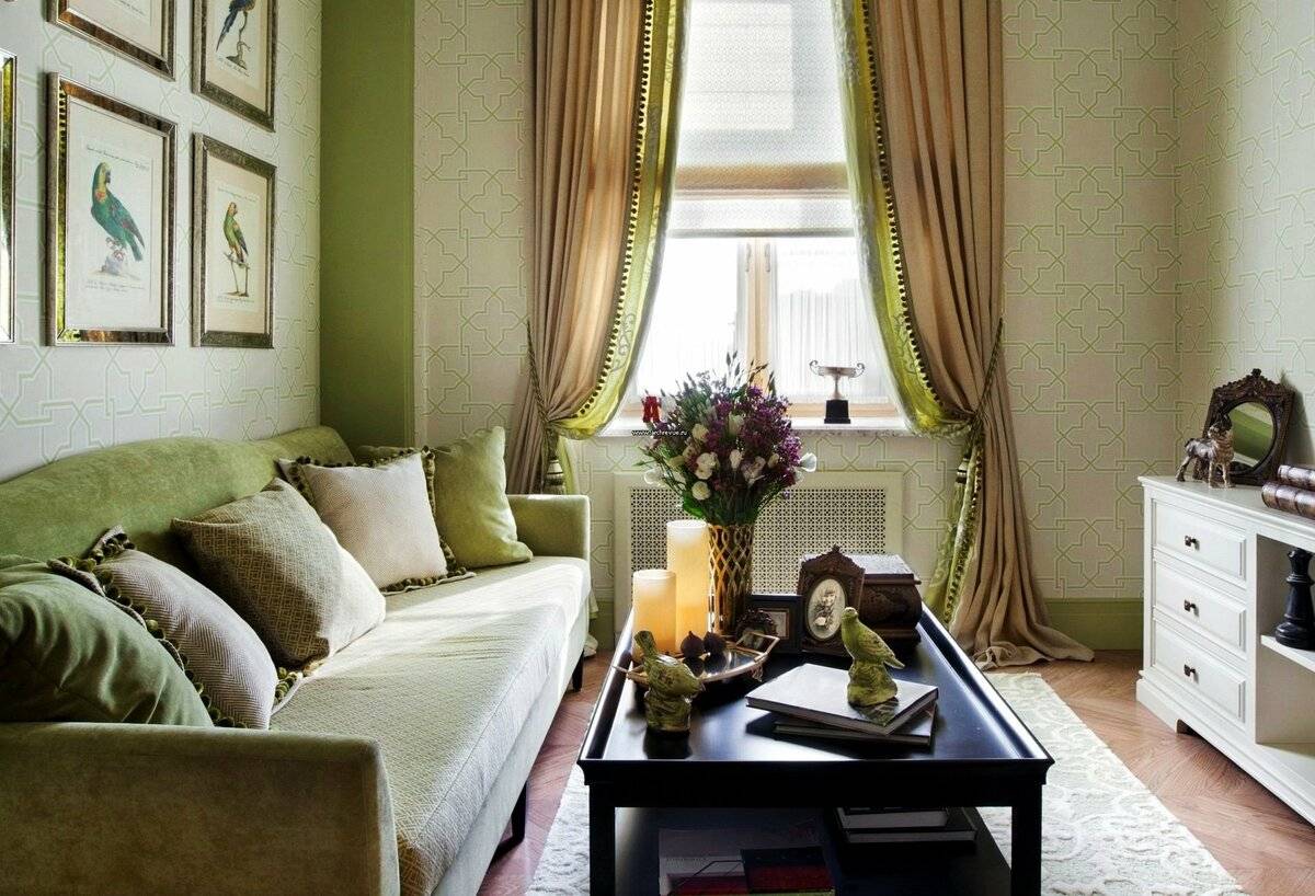 Обои оливкового цвета для стен в интерьере спальни, кухни и гостиной со шторами в темных и светлых тонах