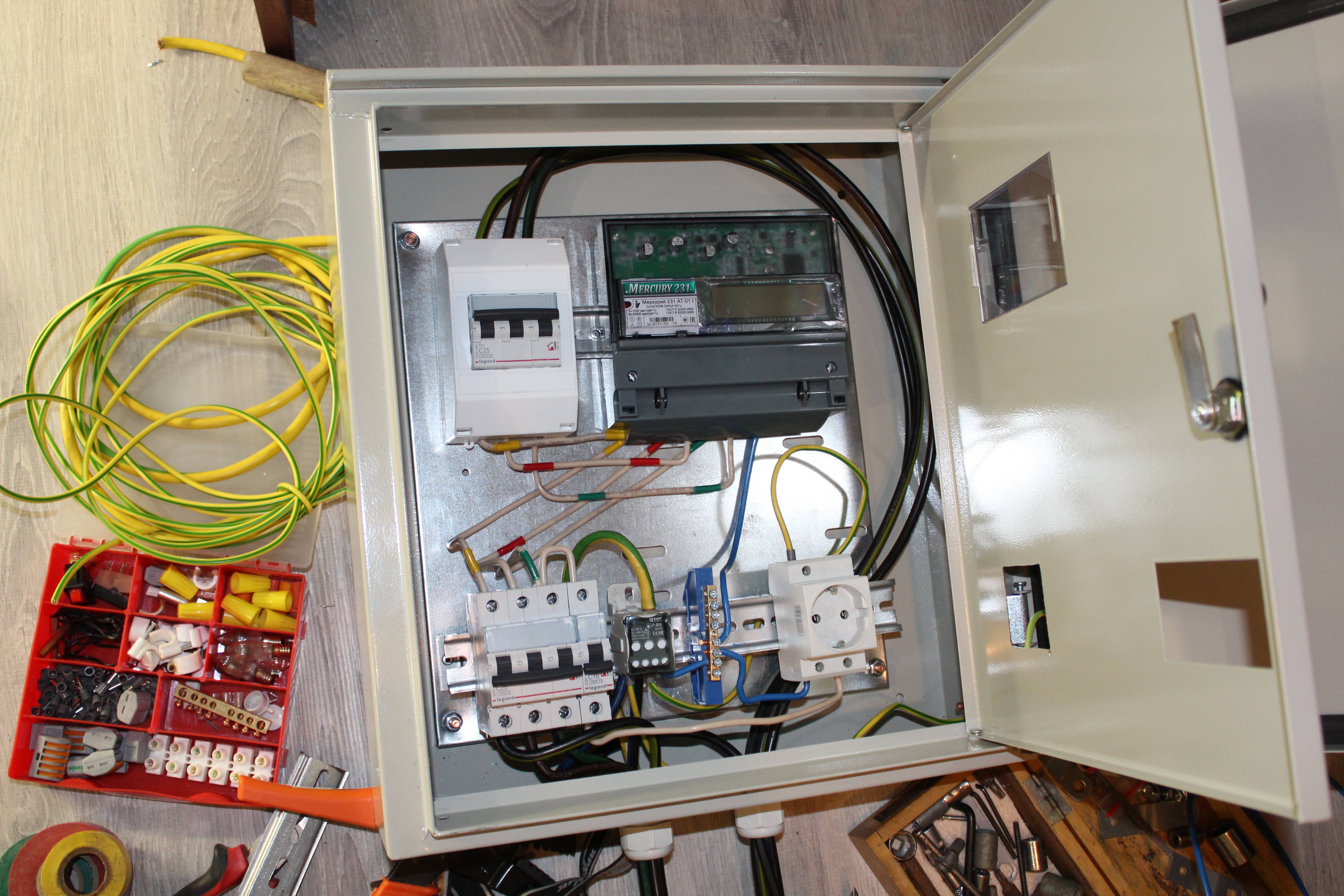 Автоматы в гараж: устройство и подключение электричества в гараже, схема щитка