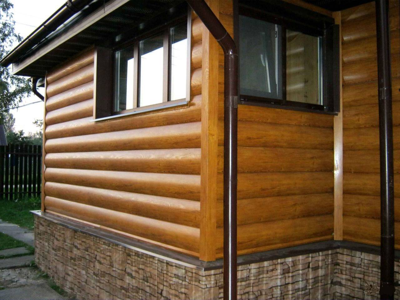 Отделка цоколя деревянного дома: чем обшить, варианты материалов для облицовки здания из дерева (бревен, бруса), фото, инструкция по обшивке
